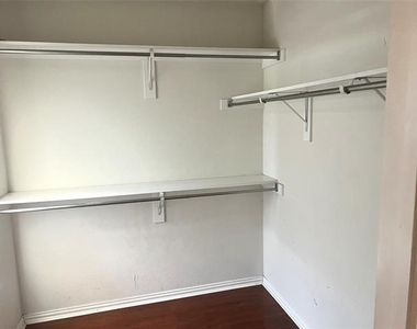 937 Spring Valley Plaza - Photo Thumbnail 16