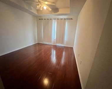 937 Spring Valley Plaza - Photo Thumbnail 15