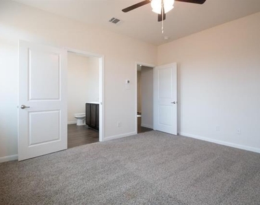 3608 Southbend Drive - Photo Thumbnail 2