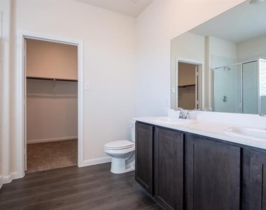 3608 Southbend Drive - Photo Thumbnail 19