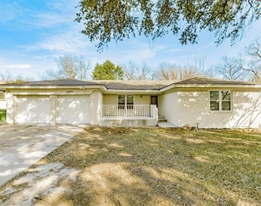 5821 Circular Drive - Photo Thumbnail 32