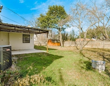5821 Circular Drive - Photo Thumbnail 29