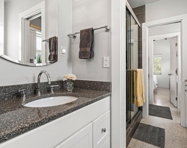 340 Ne 7th Avenue - Photo Thumbnail 23