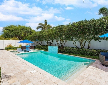 340 Ne 7th Avenue - Photo Thumbnail 7