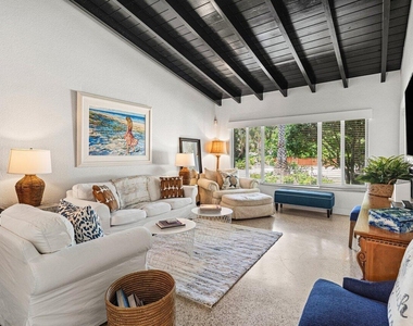 340 Ne 7th Avenue - Photo Thumbnail 10