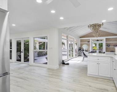 411 Poinciana Drive - Photo Thumbnail 11