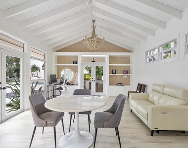 411 Poinciana Drive - Photo Thumbnail 17
