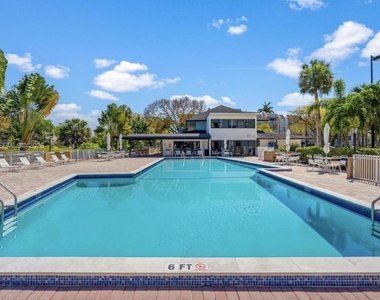 7715 Sw 86th Street - Photo Thumbnail 12
