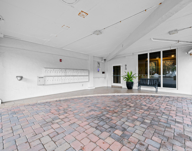 95 N Birch Road - Photo Thumbnail 18
