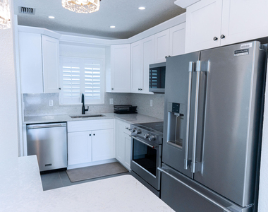 3605 Ne 32nd Avenue - Photo Thumbnail 16