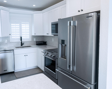 3605 Ne 32nd Avenue - Photo Thumbnail 17