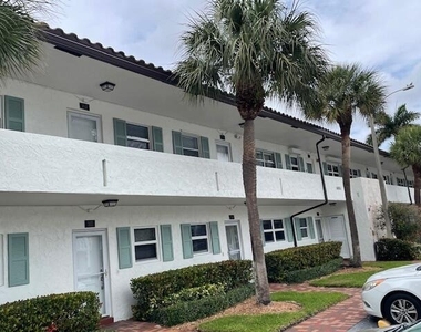 3605 Ne 32nd Avenue - Photo Thumbnail 1