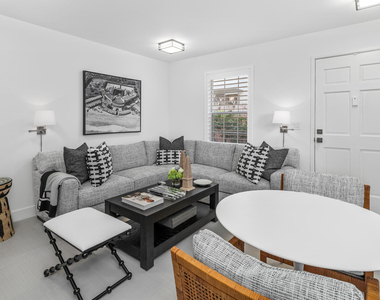 134 Peruvian Avenue - Photo Thumbnail 9