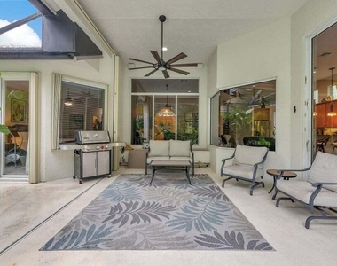 7602 Greenbrier Circle - Photo Thumbnail 24