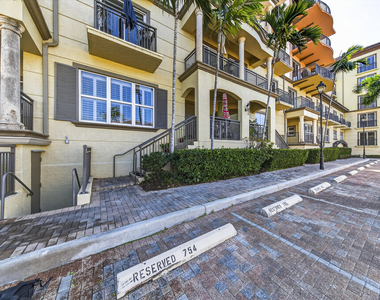 2633 Ne 14th Avenue - Photo Thumbnail 24
