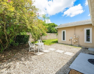1190 Sachem Head Terrace - Photo Thumbnail 17