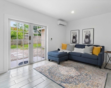 1190 Sachem Head Terrace - Photo Thumbnail 2