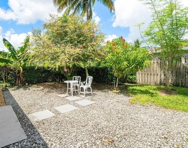1190 Sachem Head Terrace - Photo Thumbnail 16