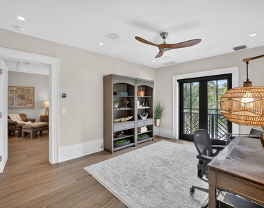 400 Mola Avenue - Photo Thumbnail 47