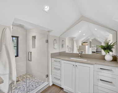 400 Mola Avenue - Photo Thumbnail 74