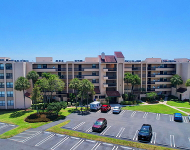 2255 Lindell Boulevard - Photo Thumbnail 21