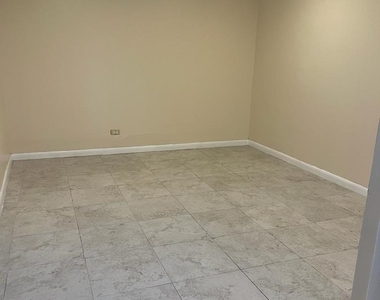 6521 Racquet Club Drive - Photo Thumbnail 8