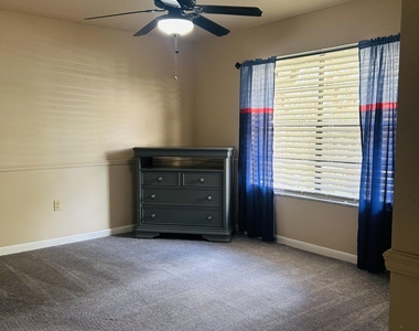 591 Sw Darien Ave Avenue Sw - Photo Thumbnail 12