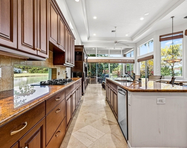 123 Sunesta Cove Drive - Photo Thumbnail 12