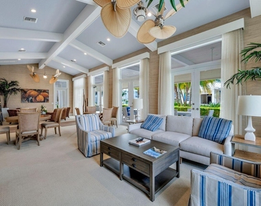 814 S Bay Colony Dr Drive S - Photo Thumbnail 27