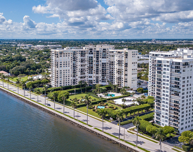 1801 S Flagler Drive - Photo Thumbnail 25