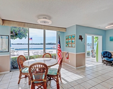 1820 New Palm Way - Photo Thumbnail 27