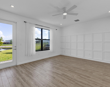 14075 Sw Thorens Drive - Photo Thumbnail 12