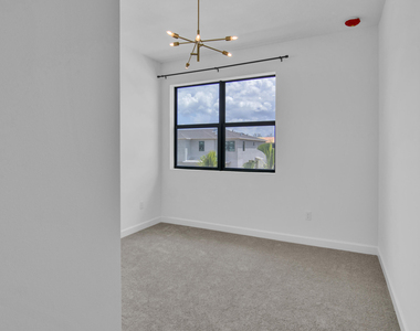 14075 Sw Thorens Drive - Photo Thumbnail 23