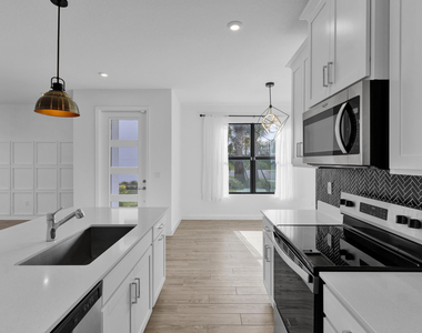 14075 Sw Thorens Drive - Photo Thumbnail 11