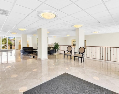 2701 N Ocean Boulevard - Photo Thumbnail 2