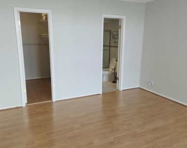 2701 N Ocean Boulevard - Photo Thumbnail 10