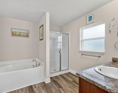 5547 Nw Cordrey Street - Photo Thumbnail 29