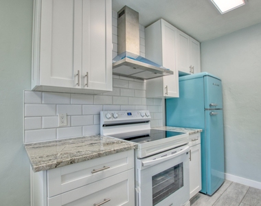 612 2nd Avenue S - Photo Thumbnail 12