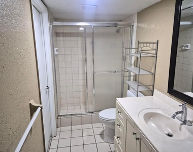 4166 Inverrary Drive - Photo Thumbnail 29