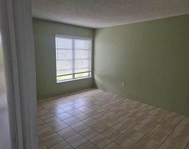 4166 Inverrary Drive - Photo Thumbnail 16