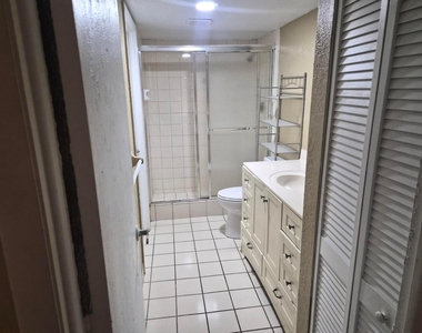 4166 Inverrary Drive - Photo Thumbnail 28