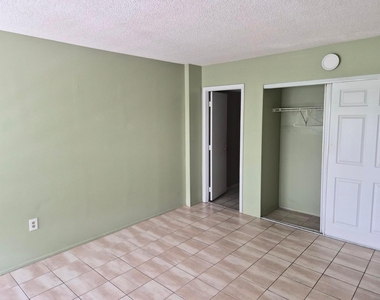 4166 Inverrary Drive - Photo Thumbnail 17