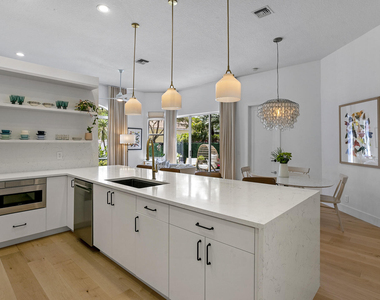 7655 Estuary Court - Photo Thumbnail 2