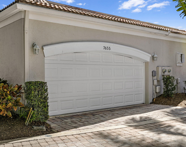 7655 Estuary Court - Photo Thumbnail 14