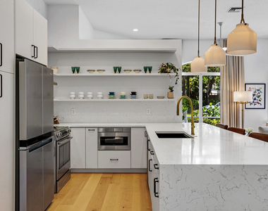 7655 Estuary Court - Photo Thumbnail 1