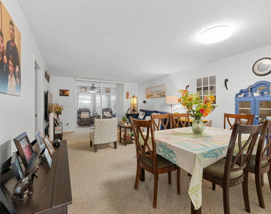 14527 Bonaire Boulevard - Photo Thumbnail 2