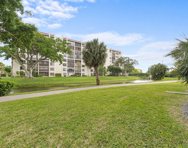 14527 Bonaire Boulevard - Photo Thumbnail 13