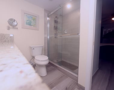 3091 N Course Drive - Photo Thumbnail 19