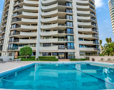 1200 S Flagler Drive - Photo Thumbnail 3