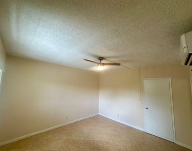 2170 Ne 51st Court - Photo Thumbnail 15